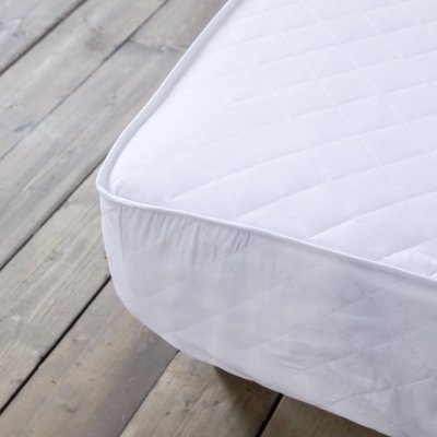 Κάλυμμα Στρώματος Καπιτονέ Διπλό (150x200) Abbraccio Με Φούστα Καπιτονέ Nima Home