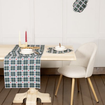 Χριστουγεννιάτικη Τραβέρσα Christmas Love Nima Home